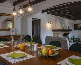 Vivenda Santiago - Sesimbra - Eetruimte