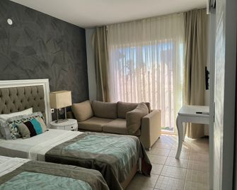 Tiana Beach Resort - Bodrum - Habitación