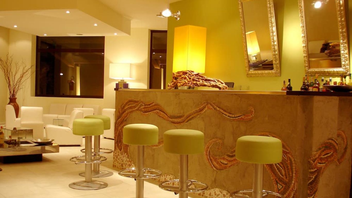 Koko Hotel Residence