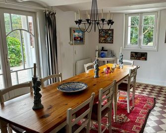 Villa with fantastic sea views - Ault - Essbereich