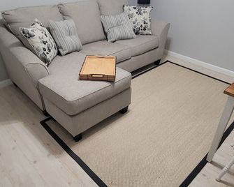 Lavallette Ocean Block Summer 2026! - Lavallette - Living room