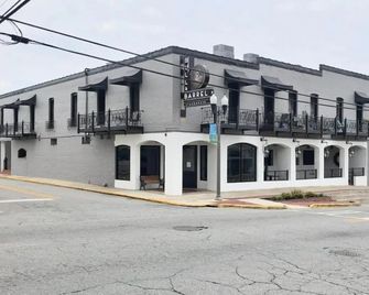 Eagle Exec Loft In Downtown Statesboro - Statesboro - Будівля