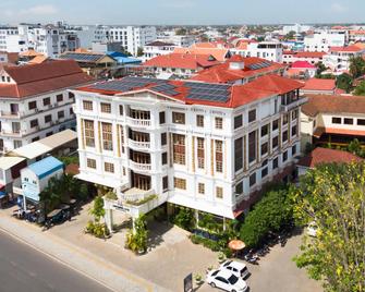 New Angkorland Boutique Hotel - Siĕm Réab