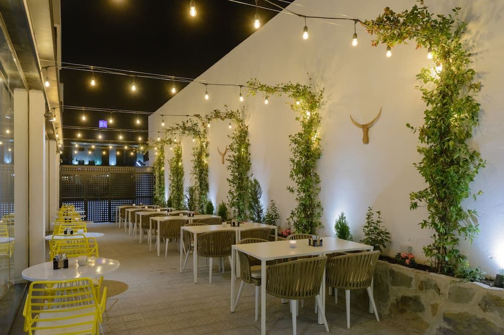 أوستال توريخون