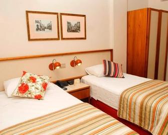 César Inn Juiz de Fora Hotel - Juiz de Fora - Quarto