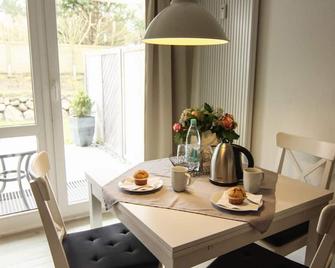 Anne - Wenningstedt-Braderup - Dining room