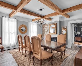 The Kelly House - 4 Br Historic Lodge - Downtown - Ellicottville - Dining room