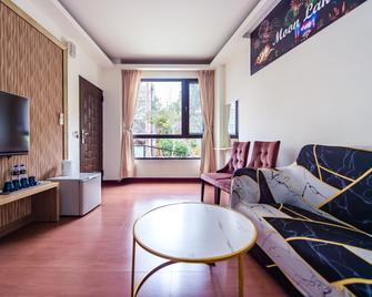 Moonlake B&B - Nantou City - Pokój dzienny