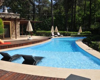 Zuemruet Cirali Boutique Hotel - Cirali - Pool