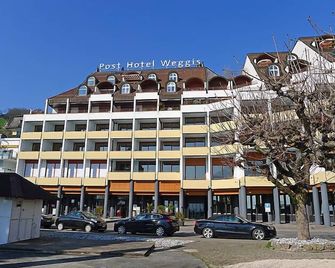 Apartment 10 by Interhome - Weggis - Gebouw