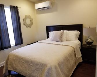 Sunset Cottage Motel - Ligonier - Habitación