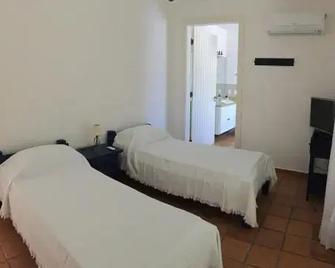 Villa Mare Residence - São Sebastião - Habitación