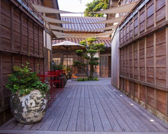 Tsumesho Mikuni - Awara