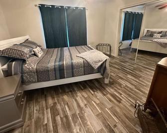 Magnolia Grace Place - Kilgore - Bedroom
