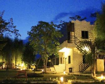 Por AR Yor Resort - Pai - Edificio