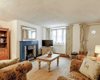 The Cottage - Wells - Living room