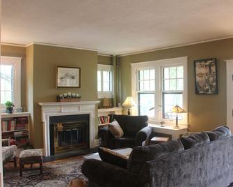 The Brown Street Inn - Iowa City - Sala de estar