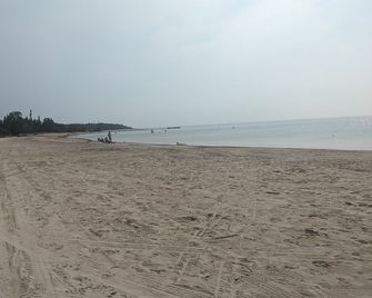 Adikameg Cottage - Sauble Beach - Sauble Beach - Beach