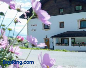 Pension Apartment Erna - Resia - Edificio