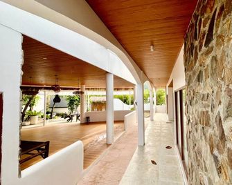 Na-Yah Beach Resort - Sipalay