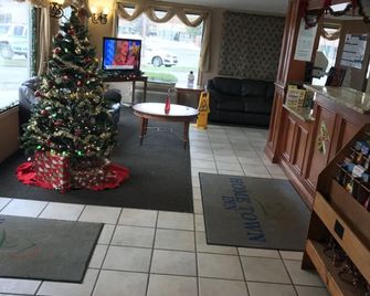 Home Town Inn - Flint
