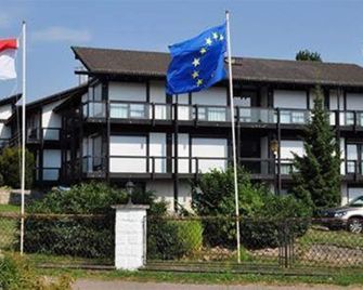 Hotel My Schildow - Mühlenbecker Land - Gebouw