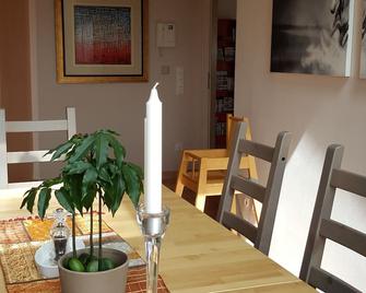 Apartment Serene Retreat - Ratyzbona - Jadalnia