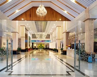 Ladalat Hotel - Dalat - Lobby