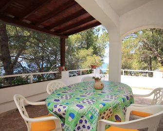 Two bedroom apartment near beach Lavdara, Dugi otok (A-8114-a) - Sali - 陽台