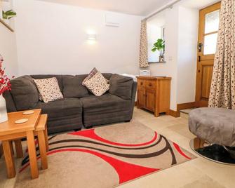 The Nest - Buxton - Living room