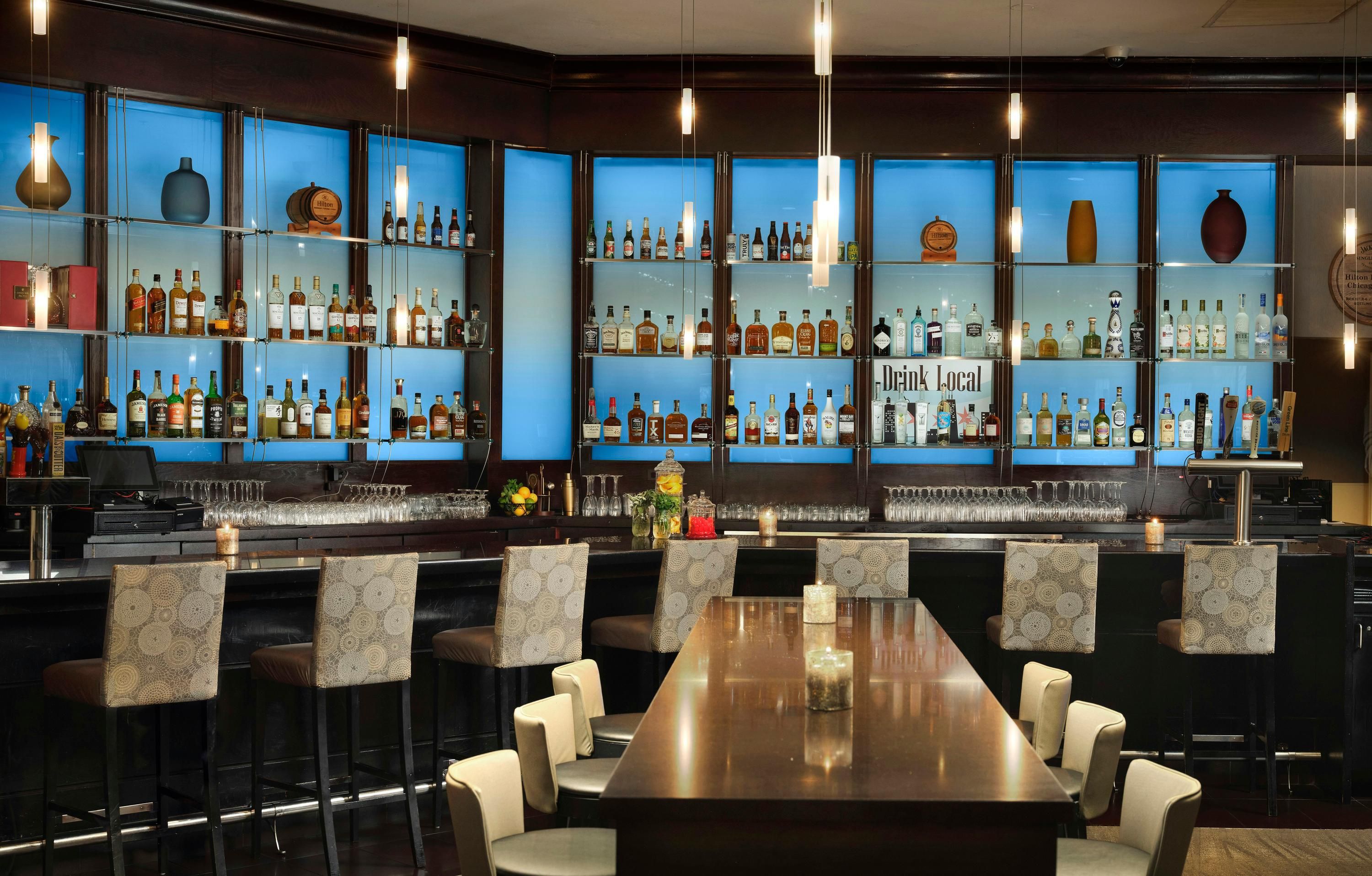 Hilton Rosemont/Chicago O'Hare - Rosemont - Bar