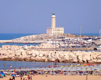 Hotel Yria - Vieste