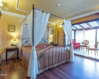 Masia De Lacy Hotel - Museros - Habitación