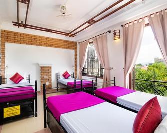 Tribee Ede Central Hostel - Hoi An - Bedroom