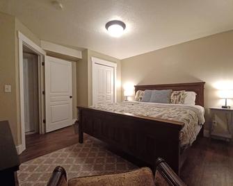 Sauna & King Bed Near Logan, Usu & Firefly Park - Logan - Schlafzimmer