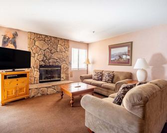 Lagonita Lodge - Lake View Guaranteed! New Year's on the Lake. Full kitchen. - Big Bear Lake - Ruang tamu