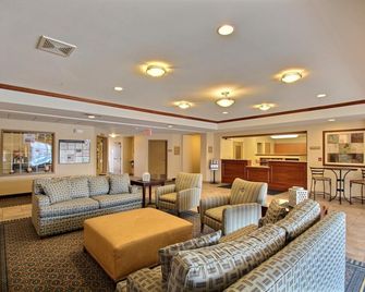 Candlewood Suites Milwaukee Airport-Oak Creek By IHG - Oak Creek - Lobby