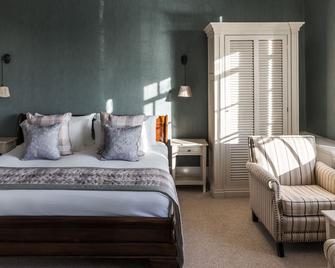 The White Lion Hotel - Aldeburgh - Bedroom
