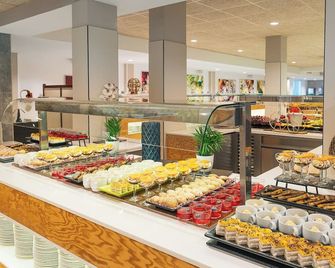 Fergus Club Pineda Splash - Pineda de Mar - Buffet