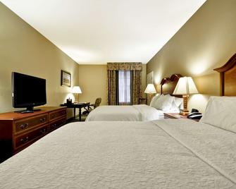 Hampton Inn Charleston-Historic District - Charleston - Bedroom