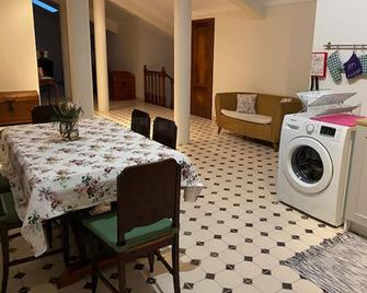 Juniperus Apartment, Balcony, Garden - Porto Judeu - Essbereich