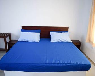 Queens Park Apartments - Nugegoda - Bedroom