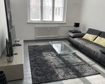 The domicile brCheckin 16:00-18:00 - Berlin - Wohnzimmer