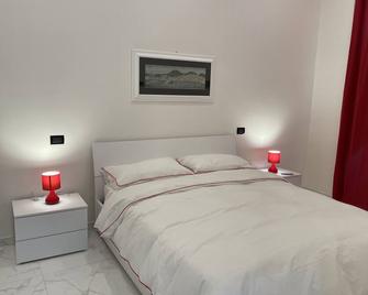 Sciò Sciò House Casa Contro Il Malocchio - Napoli - Camera da letto