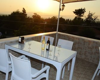 Beyaz Kale Hotel - Pamukkale