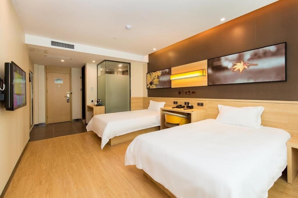 Iu Hotel Changsha Railway Station Branch - צ'נגשה - חדר שינה