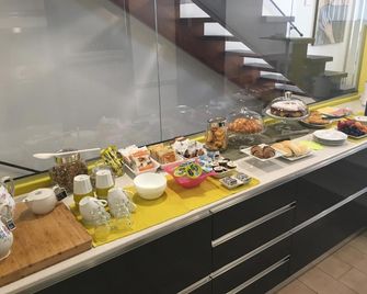 4 in piazza - Sorso - Buffet