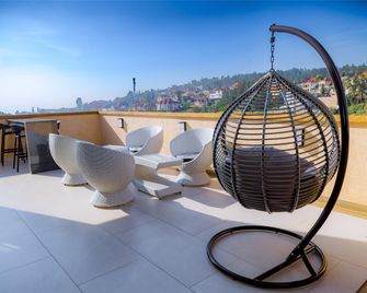 Kigali Paramount Hotel - Kigali - Balkón