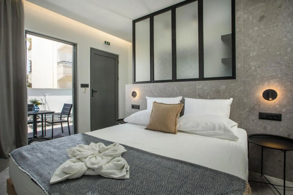 دياس ستوديوز