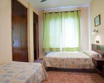 Hostal Rocamar - Almuñécar - Habitación